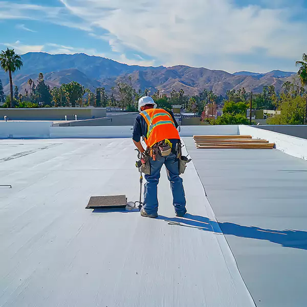 Why Tinley Park Property Owners Trust Tinley Park Roofing Pro for Flat Roofing?